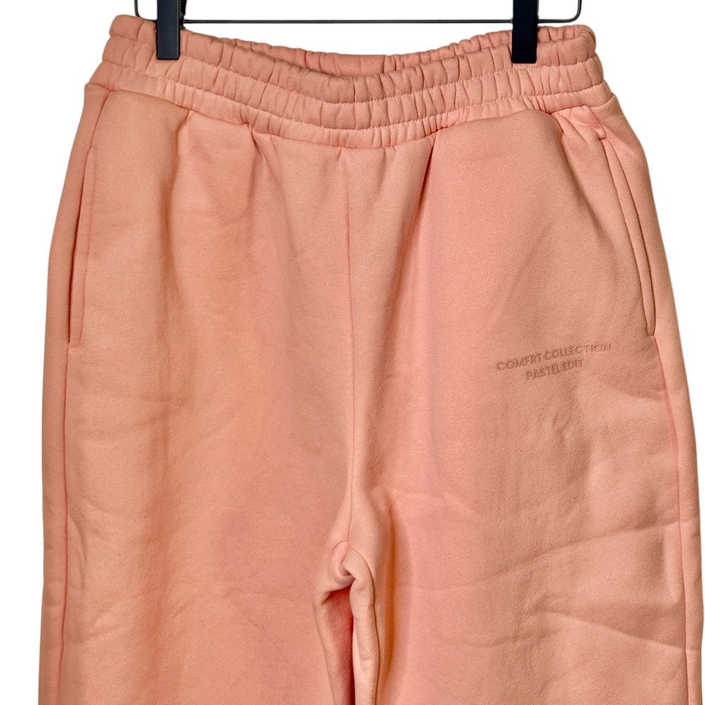 Comfrt Pastel Edit Sweatpants Peach Joggers Medium Cozy Viral TikTok - Picture 3 of 8